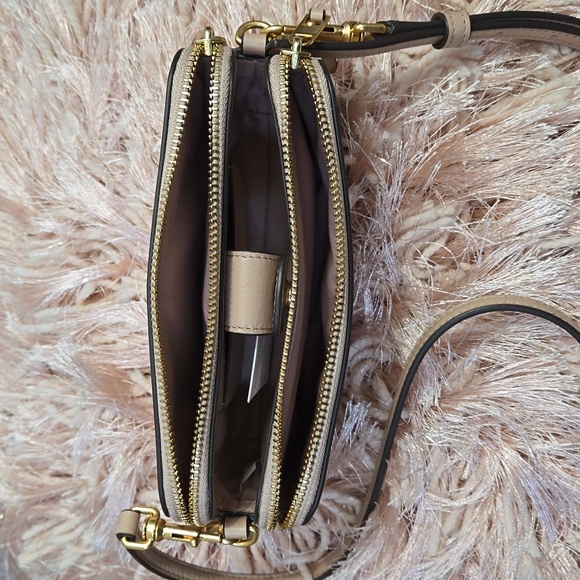 Authentic Tory Burch Double Zip Mini Bag - Picture 3 of 8